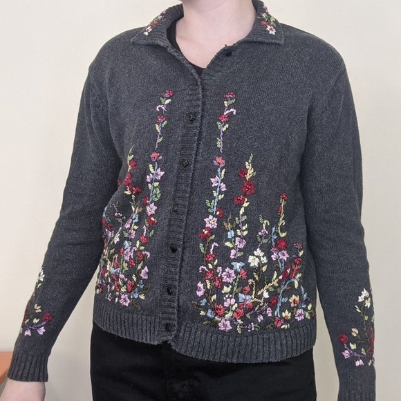 Vintage Floral Embroidered Cardigan Sweater - Picture 1 of 3
